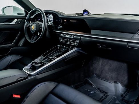 Used 2022 Porsche 911 Turbo S image 38