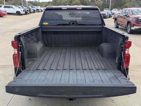 Used 2022 Chevrolet Silverado 1500 Custom image 18