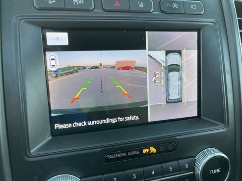 Used 2020 Ford Expedition Max King Ranch image 24