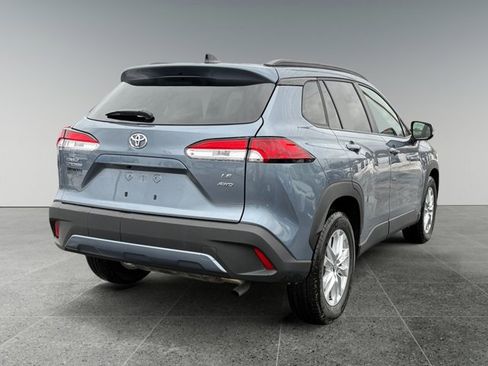 Certified 2025 Toyota Corolla Cross LE image 5