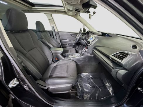 Used 2023 Subaru Forester Premium image 29