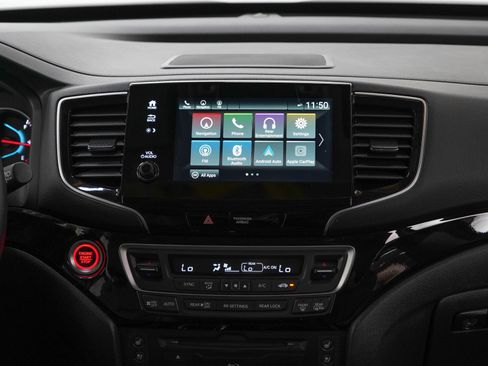 Used 2020 Honda Pilot Elite image 16