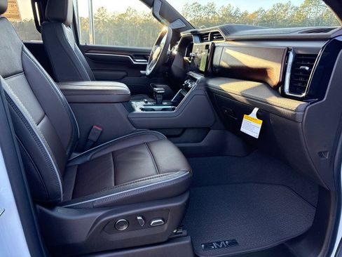 New 2026 GMC Sierra 1500 Denali image 10