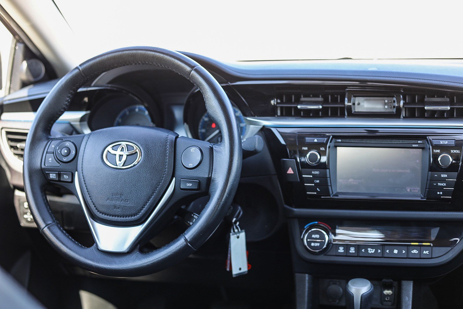 Used 2016 Toyota Corolla S FWD image 12
