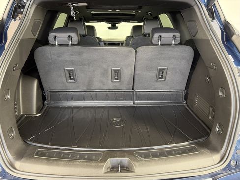 Certified 2023 Buick Enclave Avenir w/ Trailering Package, 5000 lbs. image 15