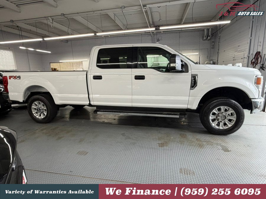 Used 2022 Ford F350 XLT w/ XLT Value Package AWD/4WD image 6