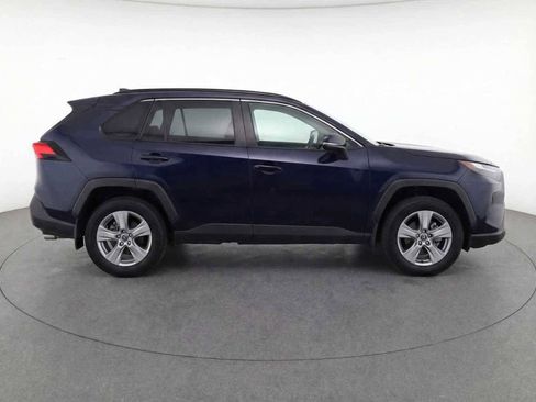 Used 2025 Toyota RAV4 XLE w/ Convenience Package image 8