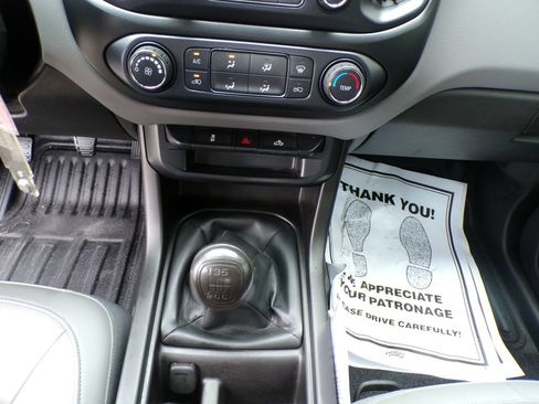Used 2016 Chevrolet Colorado W/T RWD image 24