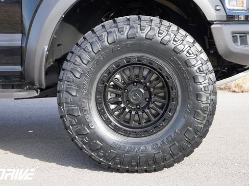 Used 2017 Ford F150 Raptor w/ Equipment Group 802A Luxury image 14