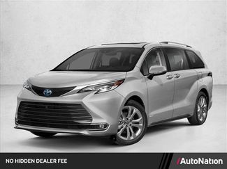 Used 2023 Toyota Sienna Platinum FWD video 1