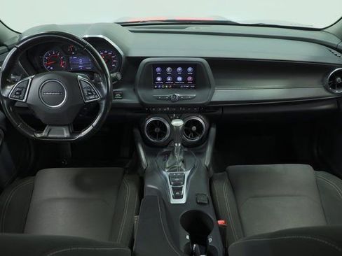 Used 2023 Chevrolet Camaro LT image 9