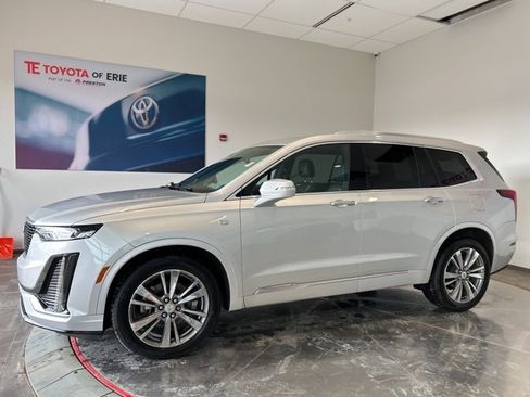 Used 2020 Cadillac XT6 Premium Luxury image 3