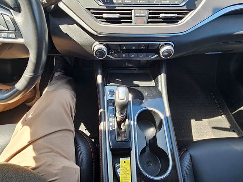 Used 2025 Nissan Altima 2.5 SR FWD image 20