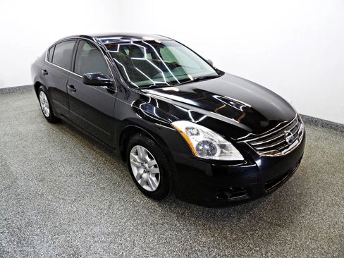Used 2012 Nissan Altima 2.5 FWD image 3