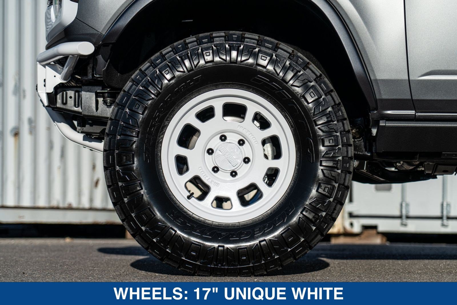 Used 2025 Ford Bronco Heritage Edition AWD/4WD image 25