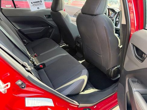 Used 2025 Subaru Crosstrek 2.5i Premium AWD/4WD image 28