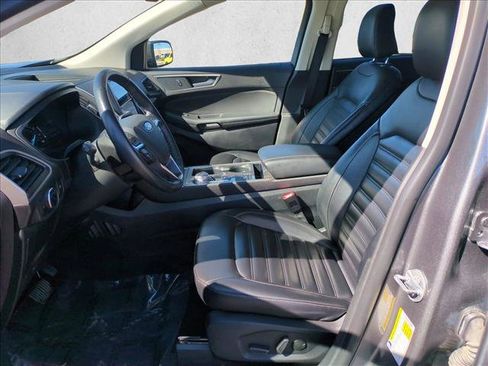 Used 2024 Ford Edge SEL image 17