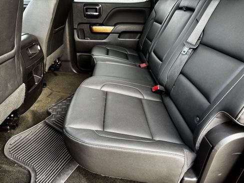 Used 2018 Chevrolet Silverado 1500 LTZ w/ Sport Package image 4