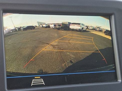 Certified 2019 Chevrolet Equinox LT image 3