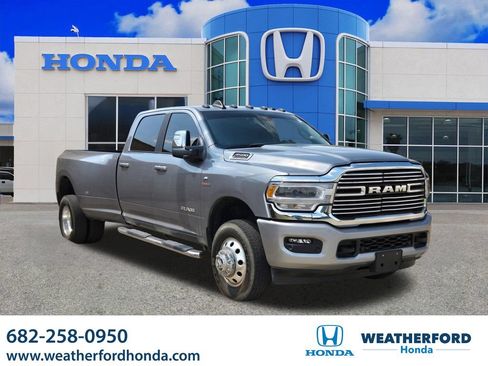 Used 2024 RAM 3500 Laramie AWD/4WD image 1
