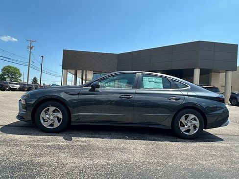 New 2026 Hyundai Sonata SE FWD image 10