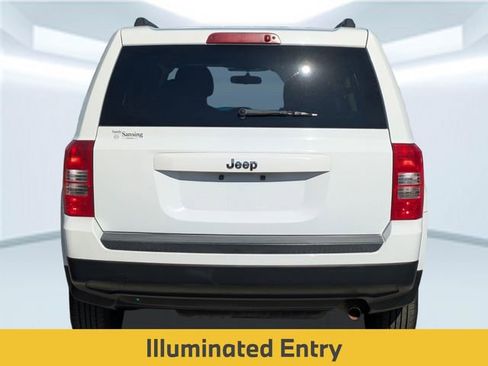 Used 2015 Jeep Patriot Sport w/ Power Value Group image 18