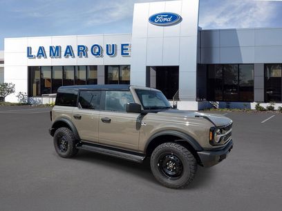 New 2026 Ford Bronco Outer Banks w/ Black Appearance Package