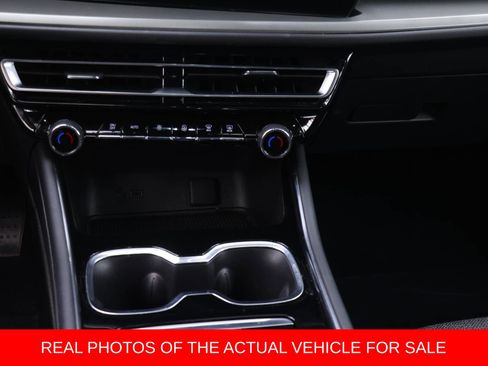 Used 2024 Chevrolet Traverse LS image 16