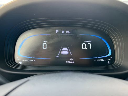 Certified 2023 Hyundai Venue SEL image 23