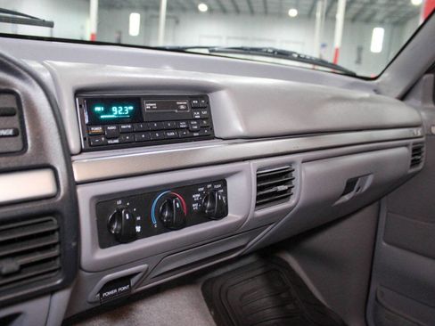 Used 1994 Ford Bronco XLT image 13
