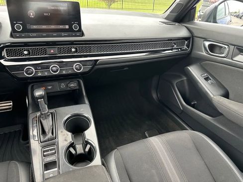 Used 2023 Honda Civic Sport image 16