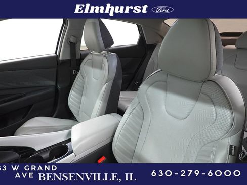 Used 2021 Hyundai Elantra Limited image 12