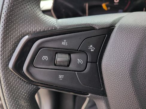 Used 2025 Chevrolet TrailBlazer LT AWD/4WD image 21