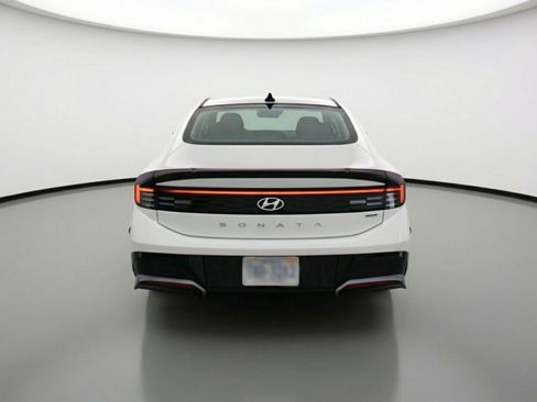 Used 2025 Hyundai Sonata SEL FWD image 7