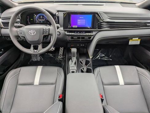 New 2026 Toyota Camry SE image 14