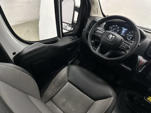 Used 2025 RAM ProMaster 3500 w/ Convenience Group FWD image 10