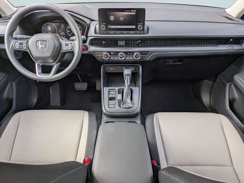 Used 2025 Honda CR-V LX image 15