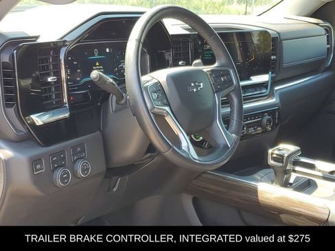 Used 2023 Chevrolet Silverado 1500 LT Trail Boss w/ Protection Package AWD/4WD image 9
