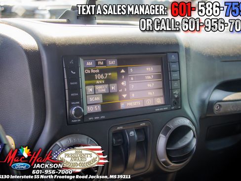 Used 2016 Jeep Wrangler Sport w/ Quick Order Package 24S AWD/4WD image 11