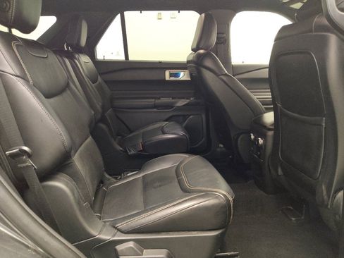 Used 2020 Ford Explorer ST w/ ST Street Pack AWD/4WD image 19