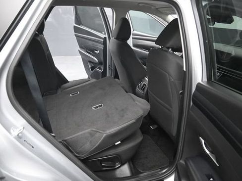 Used 2025 Hyundai Tucson SEL AWD/4WD image 32