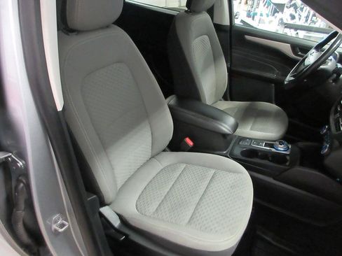 Used 2022 Ford Escape SE w/ Convenience Package AWD/4WD image 16