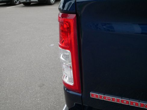 Used 2021 RAM 1500 Big Horn AWD/4WD image 17