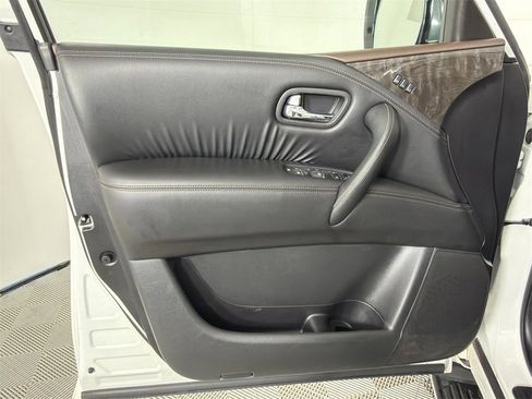 Used 2023 Nissan Armada Platinum w/ Captain's Chairs Package image 12