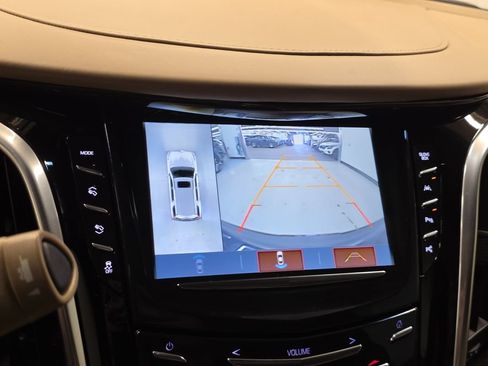 Used 2018 Cadillac Escalade Platinum AWD/4WD image 40
