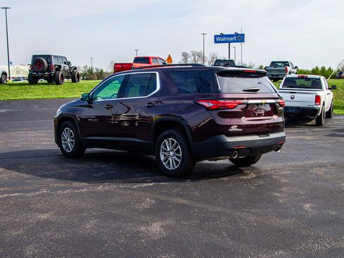 Used 2023 Chevrolet Traverse LT image 5
