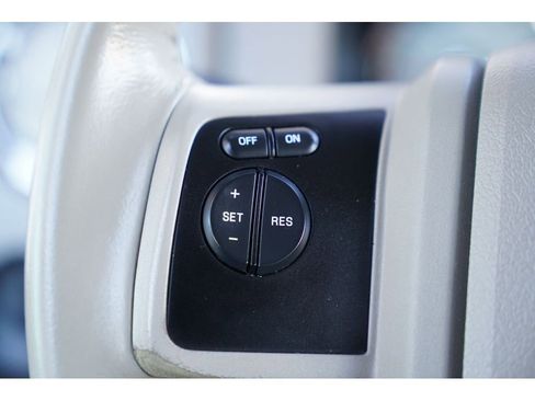 Used 2010 Ford F350 Lariat image 25