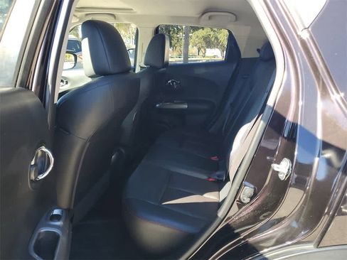 Used 2015 Nissan Juke SL image 10