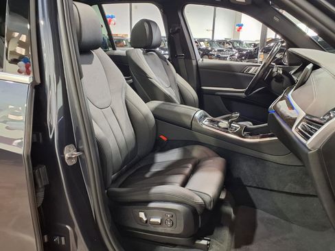 Used 2021 BMW X5 xDrive40i w/ Convenience Package AWD/4WD image 22