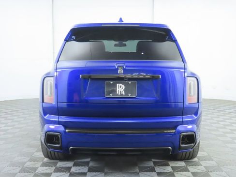 New 2026 Rolls-Royce Cullinan Black Badge image 6